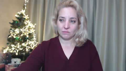 Mari online show from December 28, 9:40 pm