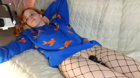 Yumi online show from October 21, 9:04 pm