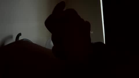 Snapshot of oil_it_up chatting on November 11, 8:31 pm oil_it_up online show from November 11, 8:31 pm