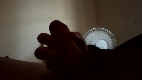 Snapshot of oil_it_up chatting on February 12, 9:21 pm oil_it_up online show from February 12, 9:21 pm