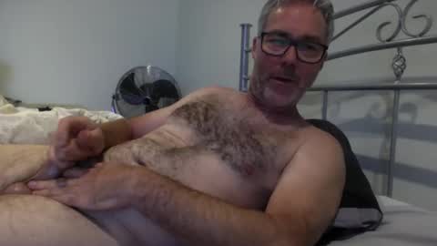 Snapshot of oiledcouple1 chatting on October 21, 7:20 am oiledcouple1 online show from October 21, 7:20 am