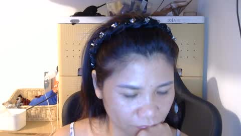 oinjer09 online show from June 7, 5:49 pm