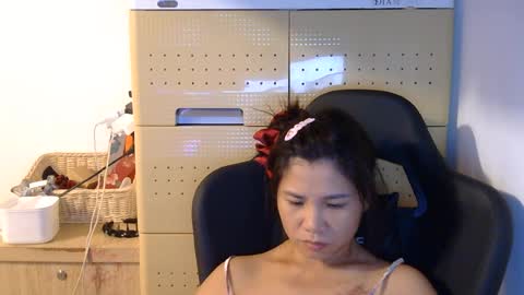 oinjer09 online show from June 8, 1:55 pm