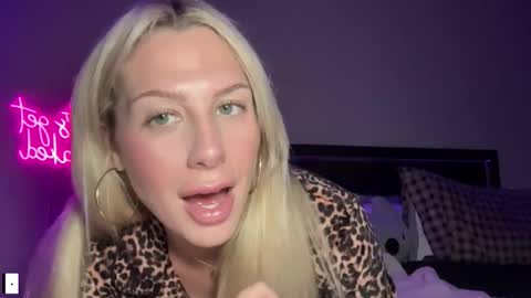 okchelsea online show from September 25, 2:37 am
