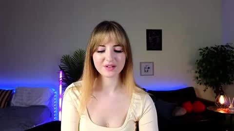 Christy online show from March 3, 3:20 pm