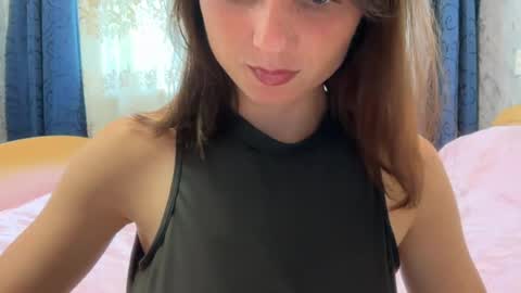 Oktavia7777 online show from July 29, 6:00 am