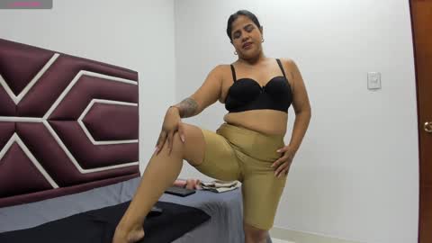 Olaia  online show from December 19, 12:23 pm