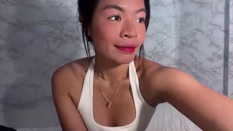 Snapshot of olala_baby_girl chatting on February 2, 10:57 am olala baby girl online show from February 2, 10:57 am
