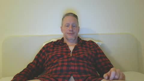 olavdelux online show from July 9, 11:31 pm