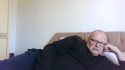 old_fkrr_ online show from April 29, 9:13 am