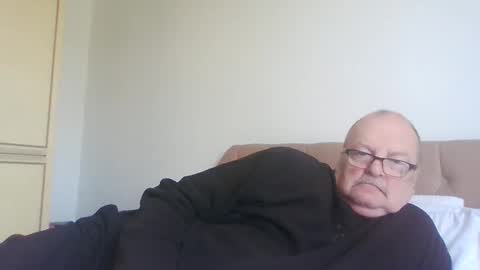 old_fkrr_ online show from May 16, 9:39 am