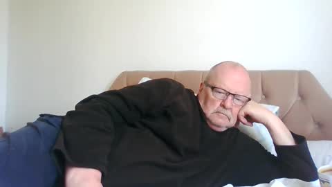 old_fkrr_ online show from June 4, 10:32 am
