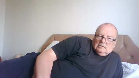 old_fkrr_ online show from June 18, 9:14 am