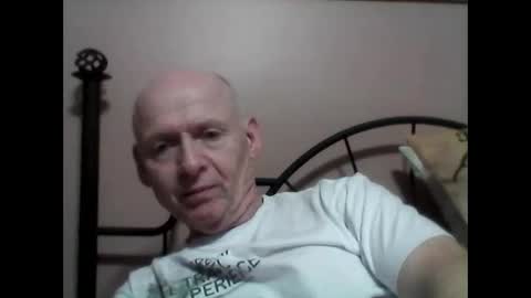 Snapshot of oldbuthorny62 chatting on January 1, 4:29 am oldbuthorny62 online show from January 1, 4:29 am