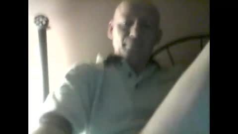 Snapshot of oldbuthorny62 chatting on January 6, 10:57 am oldbuthorny62 online show from January 6, 10:57 am