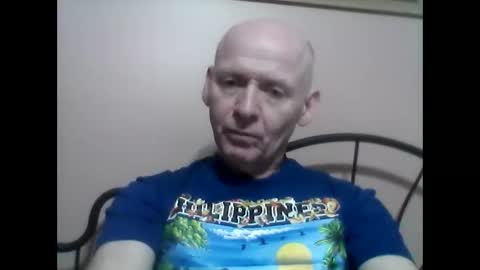 Snapshot of oldbuthorny62 chatting on January 13, 2:18 am oldbuthorny62 online show from January 13, 2:18 am