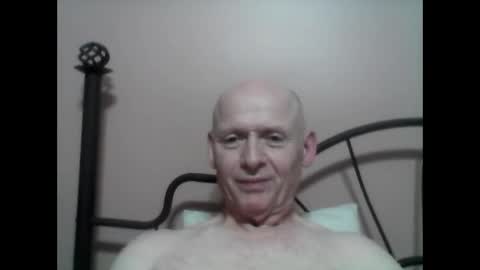 Snapshot of oldbuthorny62 chatting on January 13, 5:23 am oldbuthorny62 online show from January 13, 5:23 am