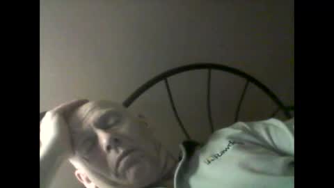 Snapshot of oldbuthorny62 chatting on January 18, 4:48 am oldbuthorny62 online show from January 18, 4:48 am