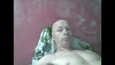 oldbuthorny62 online show from May 26, 1:23 am