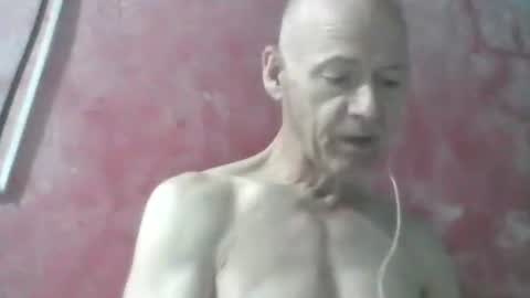 oldbuthorny62 online show from May 28, 3:15 am