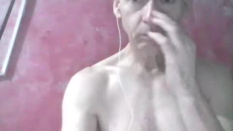 oldbuthorny62 online show from June 9, 2:34 am