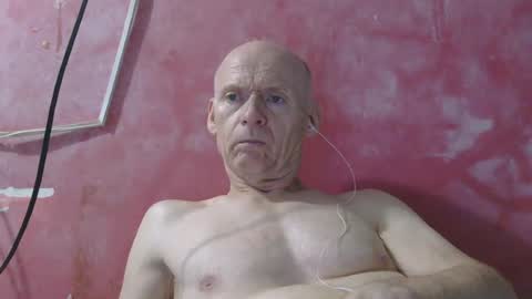 oldbuthorny62 online show from June 18, 4:35 am