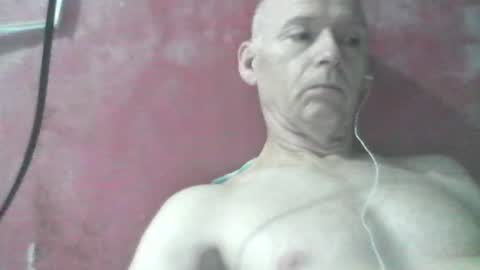 oldbuthorny62 online show from June 21, 2:25 am