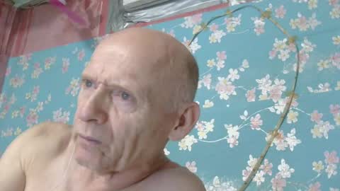 oldbuthorny62 online show from June 23, 12:25 pm
