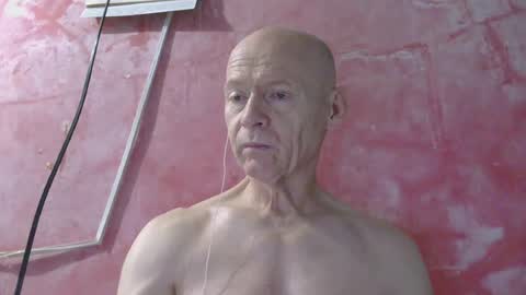 oldbuthorny62 online show from July 3, 1:12 am