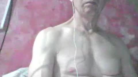 oldbuthorny62 online show from July 17, 5:03 am