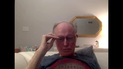 olderthandirt69 online show from February 2, 2:38 am