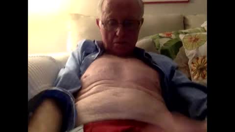 olderthandirt69 online show from March 7, 3:08 am