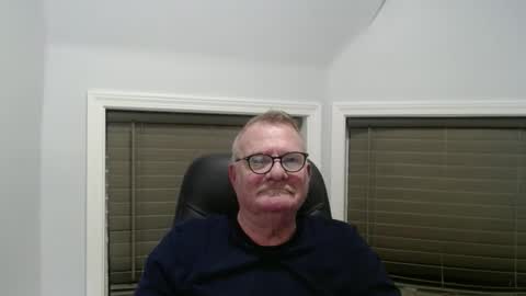 oldguybigd online show from November 27, 4:36 am