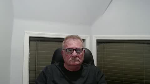 oldguybigd online show from May 7, 5:46 am