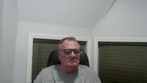oldguybigd online show from May 25, 3:56 am