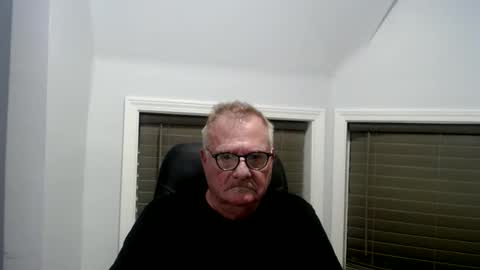 oldguybigd online show from June 9, 4:13 am