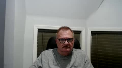 oldguybigd online show from June 11, 3:48 am