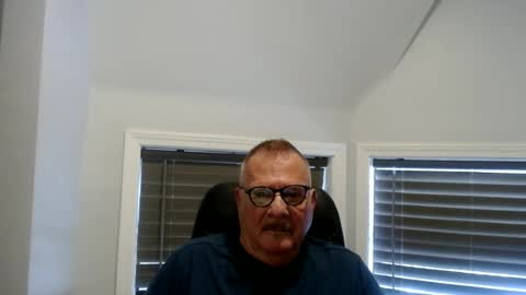 oldguybigd online show from June 15, 6:43 pm