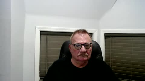oldguybigd online show from July 4, 4:18 am