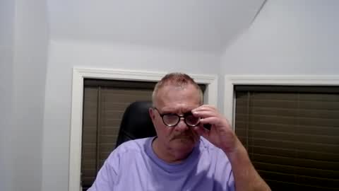 oldguybigd online show from July 11, 3:42 am