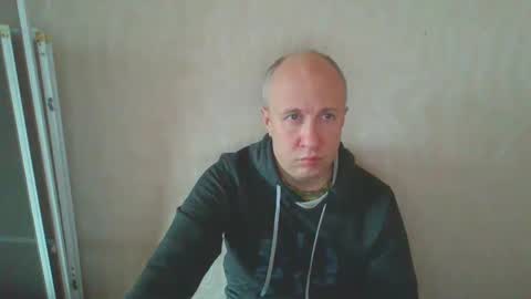 Snapshot of oleg365 chatting on January 2, 7:01 am figaro online show from January 2, 7:01 am