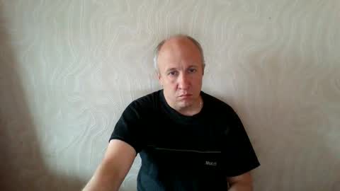 Snapshot of oleg365 chatting on October 15, 8:03 am figaro online show from October 15, 8:03 am