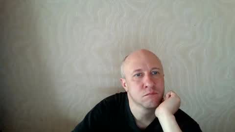 Snapshot of oleg365 chatting on March 1, 7:32 am figaro online show from March 1, 7:32 am