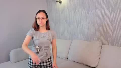 Stella online show from November 14, 11:09 am