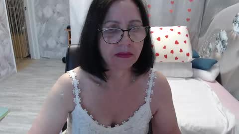 OlgaHottie online show from May 28, 11:24 pm