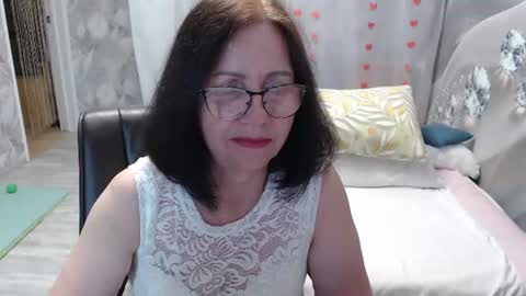 OlgaHottie online show from July 12, 12:01 am