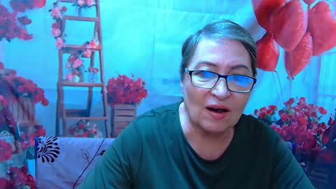 Snapshot of olgaluck chatting on March 27, 8:26 am OlgaLuck online show from March 27, 8:26 am