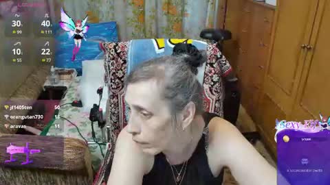 Snapshot of olguscha chatting on June 13, 10:57 am Olguscha online show from June 13, 10:57 am