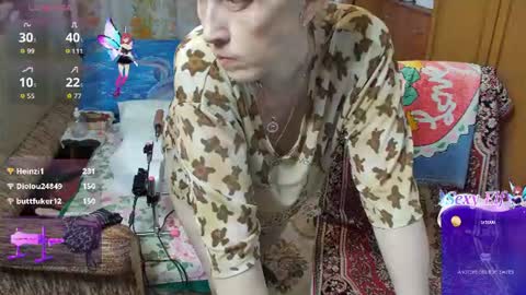 Snapshot of olguscha chatting on June 20, 11:46 am Olguscha online show from June 20, 11:46 am