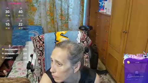 Snapshot of olguscha chatting on July 28, 10:54 am Olguscha online show from July 28, 10:54 am